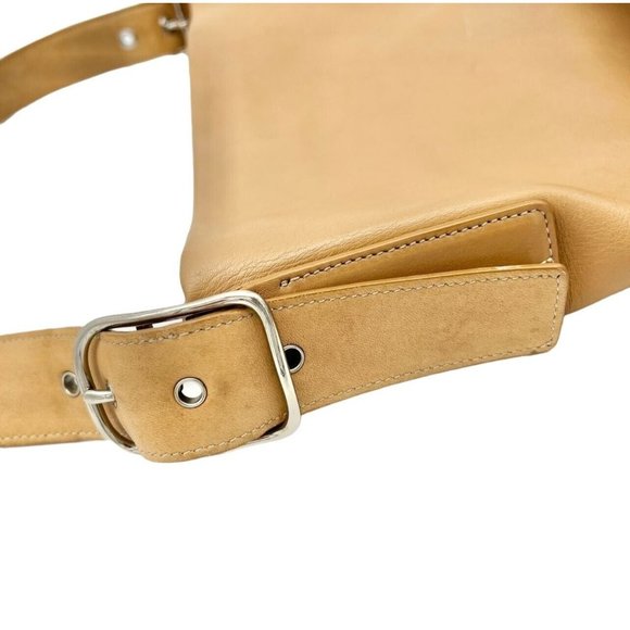 Coach Bucket Purse 11 x 10 x 3.5 Camel Leather Zip Closure Adjustable Strap - Picture 4 of 11